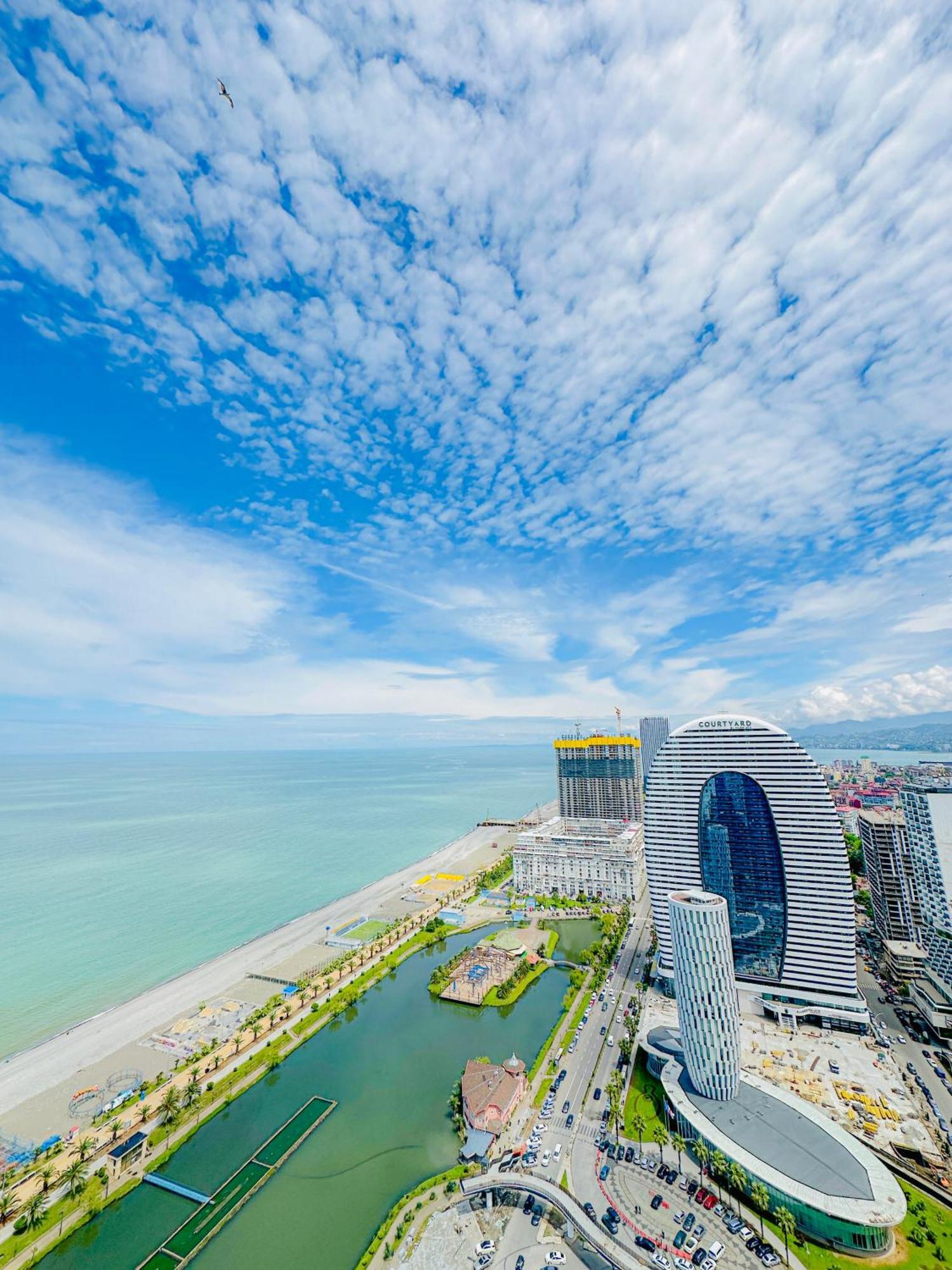 Luxury Batumi Hotel Exterior foto